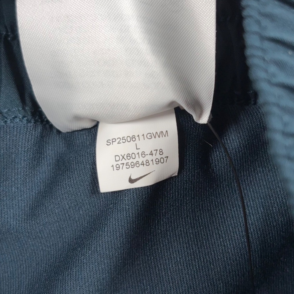 Nike Dri-FIT High-Waisted 3" 2-in-1 Shorts Womens Size L Armory Navy Poly NEW - Picture 6 of 10
